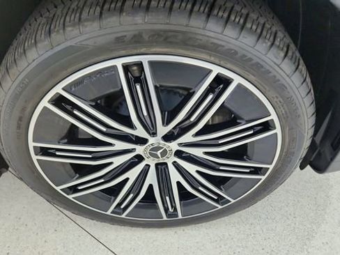 Used 2023 Mercedes-Benz EQE 350+ 4MATIC SUV w/ Pinnacle Trim Package image 57