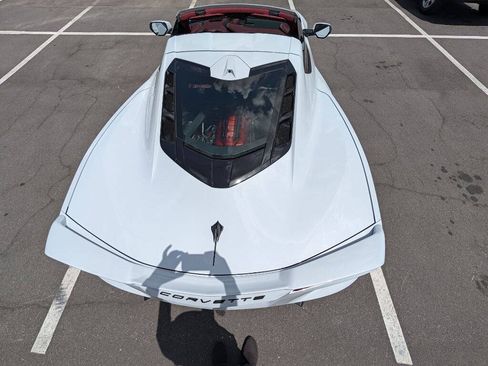 Used 2022 Chevrolet Corvette Stingray Premium Cpe w/ Z51 Performance Package RWD image 16