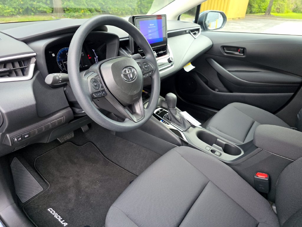 New 2027 Toyota Corolla LE w/ LE Premium Package FWD image 25