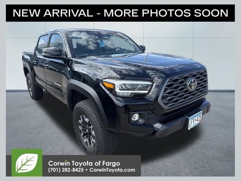 Used 2023 Toyota Tacoma TRD Off-Road AWD/4WD image 1