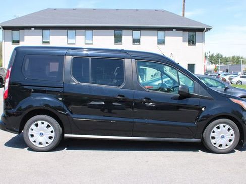 Used 2019 Ford Transit Connect XLT image 6