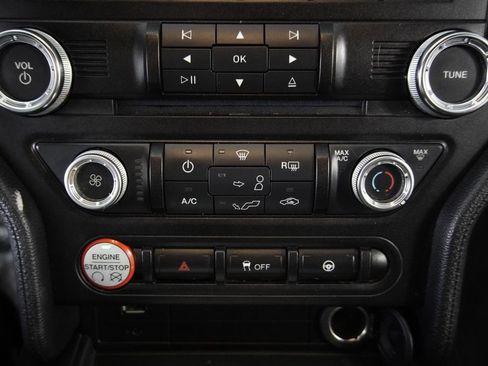 Used 2015 Ford Mustang EcoBoost image 20