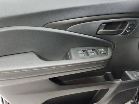 Used 2025 Honda Passport TrailSport image 20