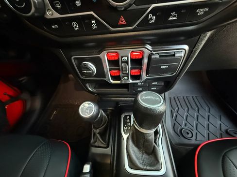 Used 2020 Jeep Gladiator Sport w/ Quick Order Package 24S AWD/4WD image 33