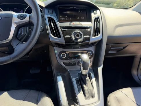 Used 2012 Ford Focus Titanium image 17
