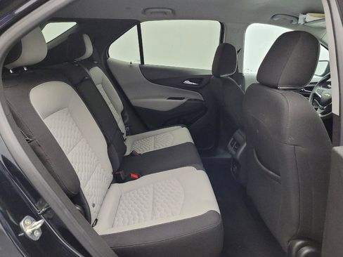 Used 2021 Chevrolet Equinox LS w/ LS Convenience Package FWD image 19