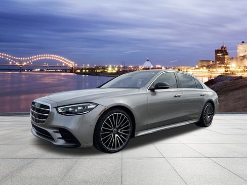 Used 2022 Mercedes-Benz S 500 4MATIC image 1