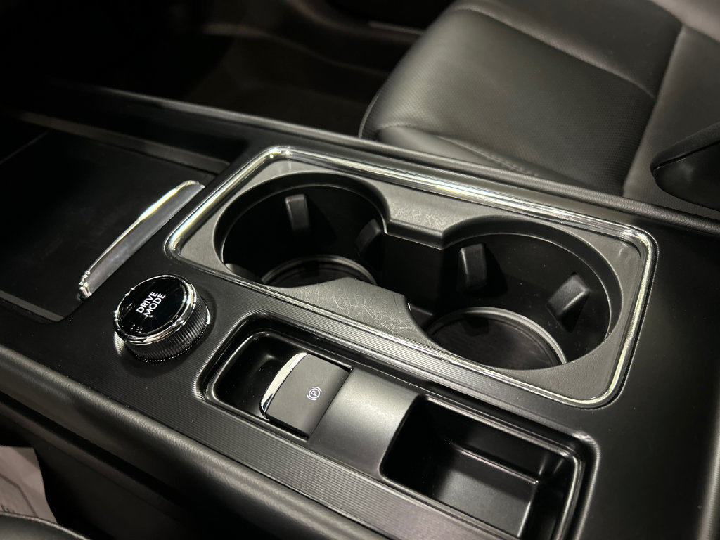 Used 2023 Lincoln Corsair AWD w/ Equipment Group 101A image 18