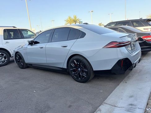 Used 2024 BMW i5 M60 w/ Premium Package image 3