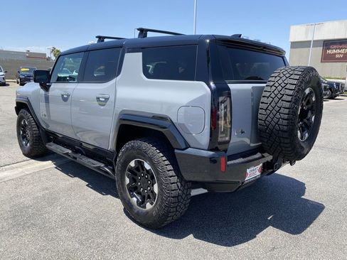 Used 2024 GMC Hummer EV 2X w/ Extreme Off-Road Package AWD/4WD image 37