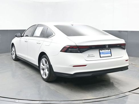 Used 2025 Honda Accord LX image 7