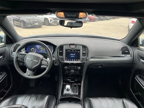 Used 2023 Chrysler 300 S image 20