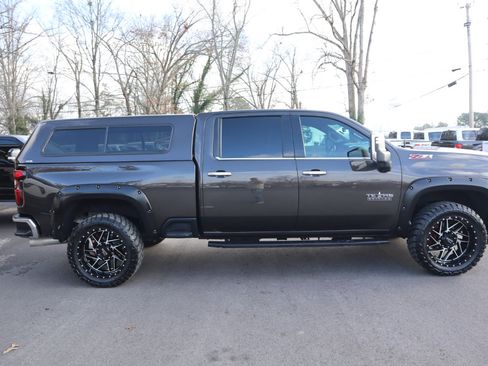 Used 2021 Chevrolet Silverado 2500 LTZ w/ LTZ Premium Texas Edition image 4