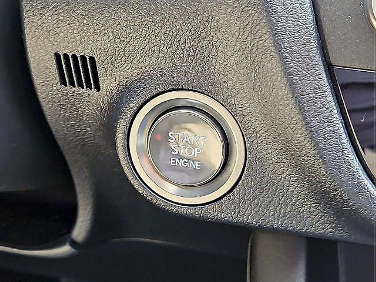 Used 2020 Lexus RX 350L Premium w/ Premium Package AWD/4WD image 24