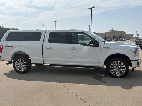 Used 2017 Ford F150 XLT w/ Equipment Group 302A Luxury AWD/4WD image 27