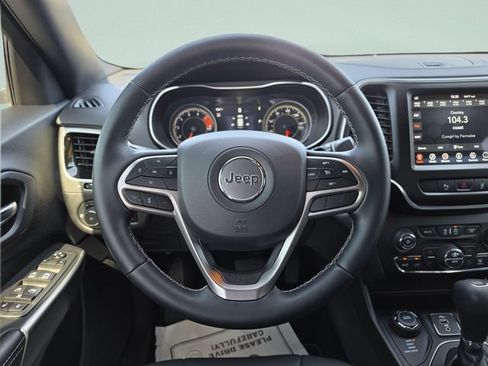 Used 2021 Jeep Cherokee Latitude Lux 80th Anniv w/ Quick Order Package 26U 80TH AWD/4WD image 19