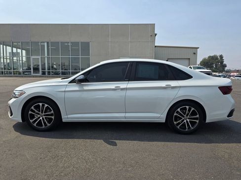 Certified 2023 Volkswagen Jetta Sport FWD image 3