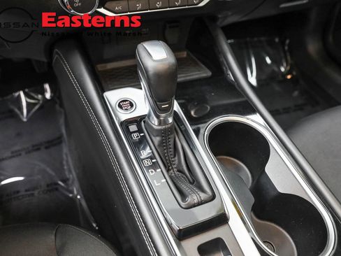 Used 2023 Nissan Altima 2.5 SV w/ SV Premium Package FWD image 22