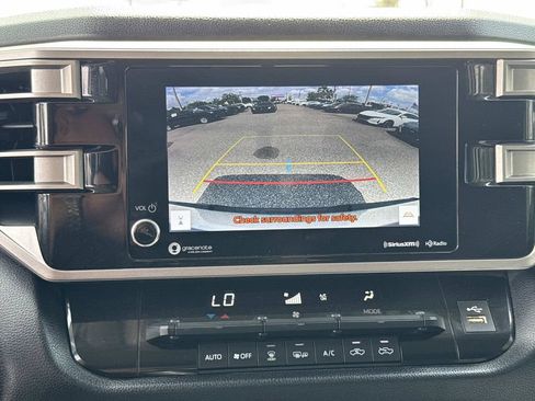 Used 2022 Toyota Tundra SR5 w/ SR5 Convenience Package RWD image 21