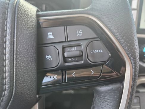 Used 2023 Toyota Tundra SR5 w/ SR5 Premium Package AWD/4WD image 22