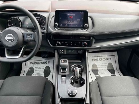 Used 2023 Nissan Rogue S image 24