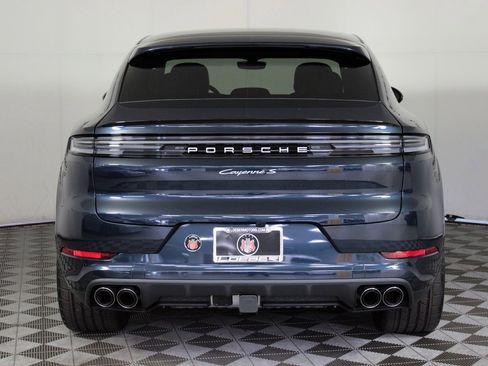 Certified 2025 Porsche Cayenne S image 6
