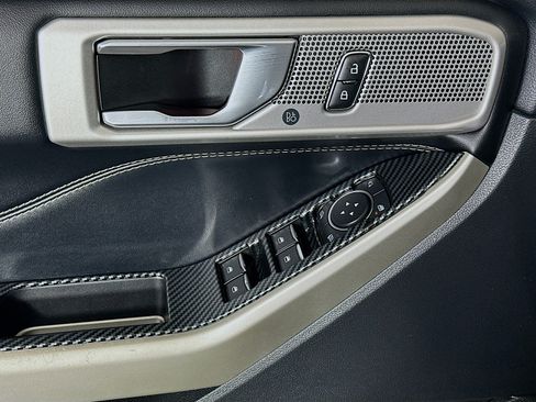 Used 2022 Ford Explorer Limited RWD image 14