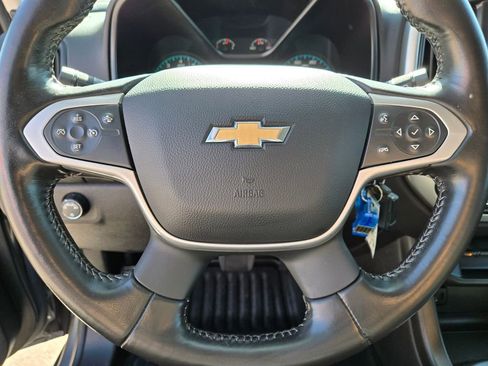 Used 2021 Chevrolet Colorado LT w/ Fleet Safety Package image 23