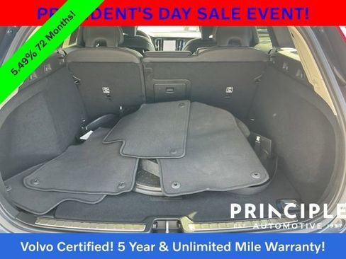 Certified 2025 Volvo V60 B5 Cross Country Plus image 14