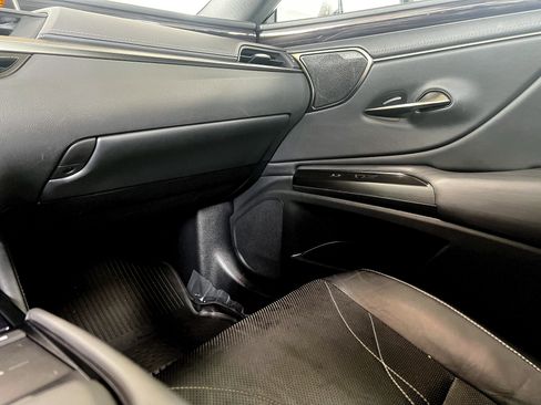 Used 2019 Lexus ES 350 350 image 14