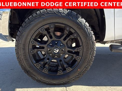 Used 2016 Toyota Tundra SR5 w/ SR5 Upgrade Package image 30