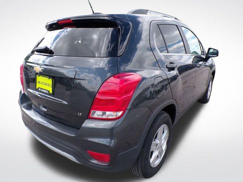 Used 2019 Chevrolet Trax LT FWD image 7