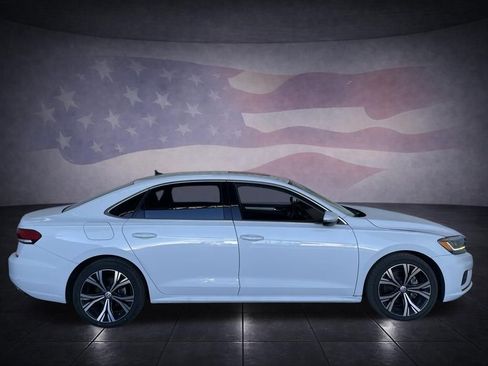 Used 2021 Volkswagen Passat 2.0T SE image 6