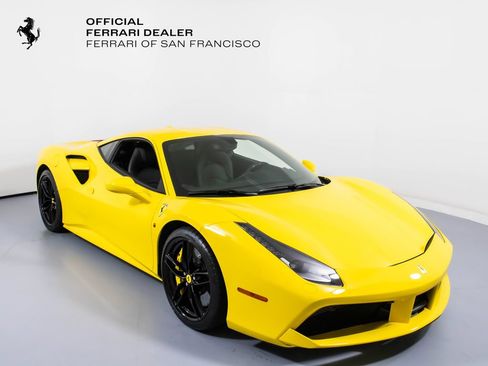 Certified 2019 Ferrari 488 GTB RWD image 1