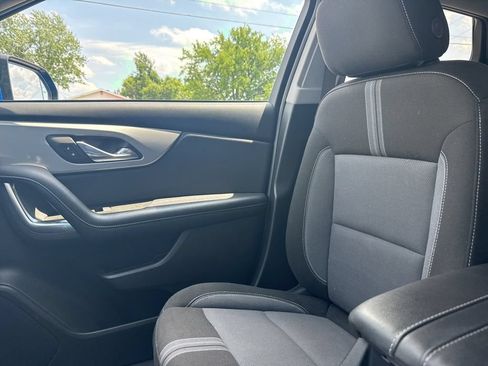 Used 2024 Chevrolet Blazer LT w/ Convenience Package FWD image 25