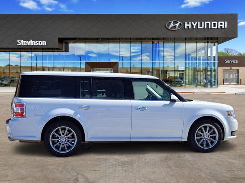 Used 2019 Ford Flex Limited AWD/4WD image 4