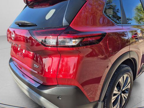 Certified 2023 Nissan Rogue SV FWD image 34