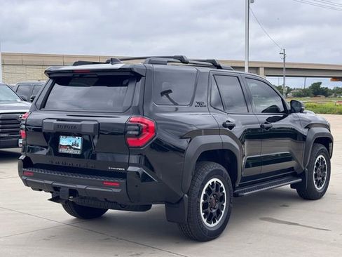 New 2026 Toyota 4Runner TRD Off-Road Premium AWD/4WD image 5