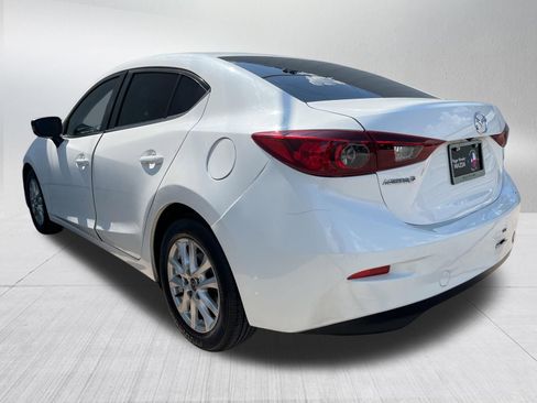 Used 2016 MAZDA MAZDA3 i Sport w/ Preferred Equipment Package FWD image 4