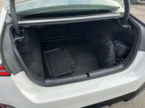 Used 2026 BMW 550e xDrive w/ Premium Package image 16