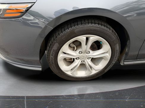 Used 2024 Honda Accord LX image 11