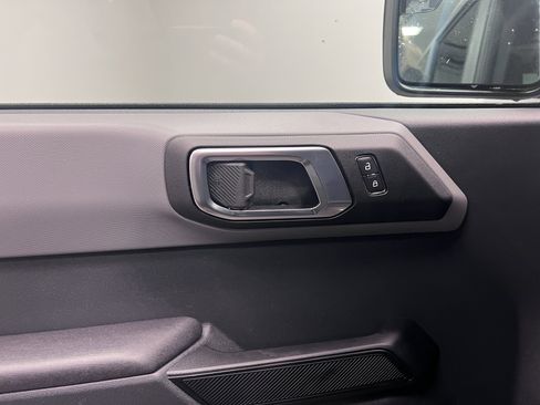 Used 2024 Ford Bronco Big Bend image 18