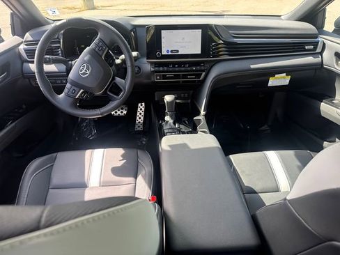 Certified 2025 Toyota Camry SE image 24