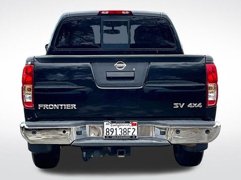 Used 2017 Nissan Frontier SV w/ SV Value Truck Package image 3