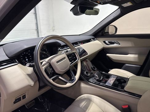 Used 2023 Land Rover Range Rover Velar R-Dynamic S image 11