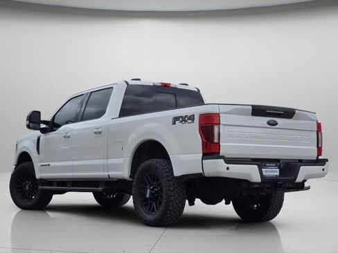 Used 2020 Ford F250 Lariat image 22