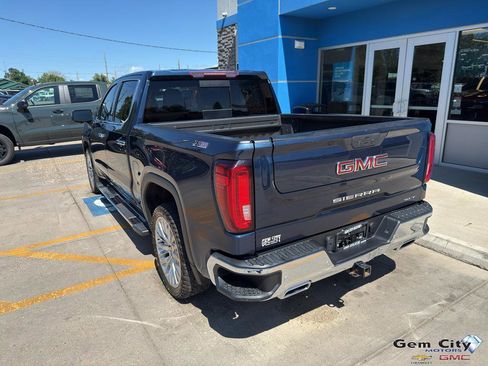 Used 2019 GMC Sierra 1500 SLT w/ SLT Premium Plus Package image 7