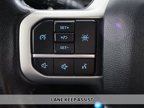 Used 2024 Ford Expedition Max XLT AWD/4WD image 4