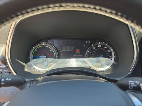 Used 2021 Toyota Highlander Platinum AWD/4WD image 31
