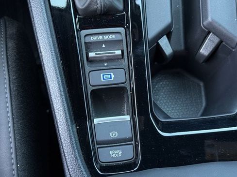 Used 2025 Honda Accord Sport image 21